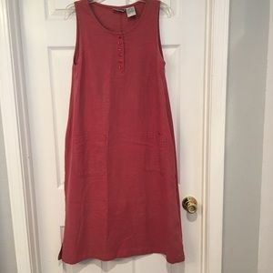 Ladies sleeveless linen dress